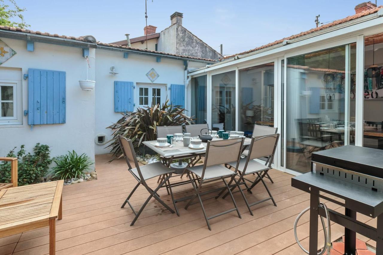 Maison Des Illustres - Welkeys Villa La Rochelle  Bagian luar foto